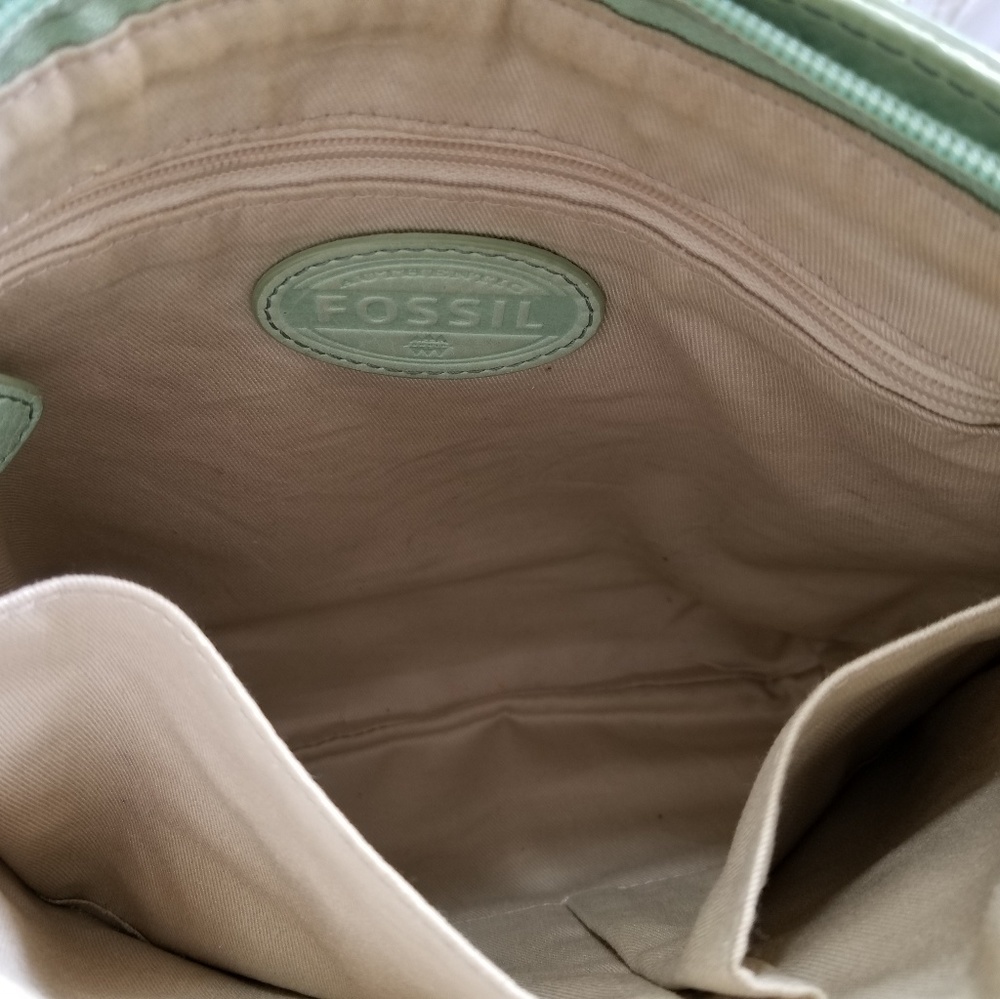 # B8,485 Fossil Green Shoulder Bag - Picture 6 of 6